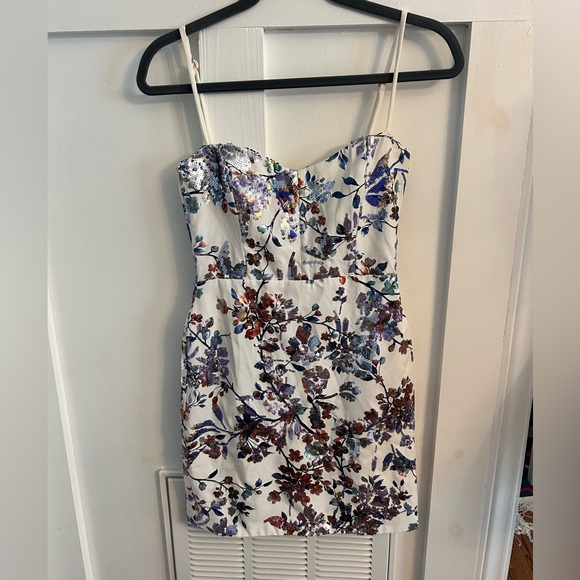 NOOKIE AZALEA Floral MINI DRESS SEQUIN SIZE XS - Picture 2 of 7
